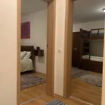 To Door Apartament *