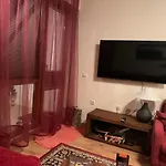 Apartament To Door *