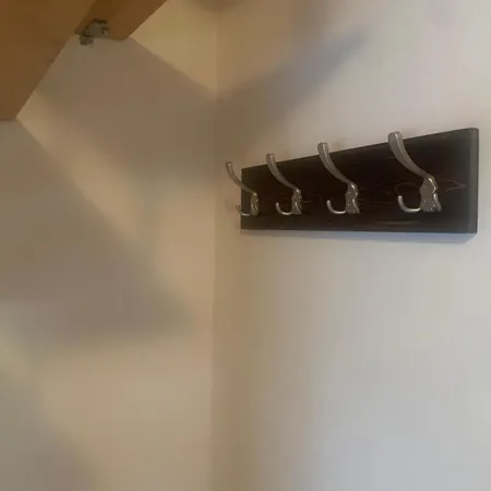 To Door *