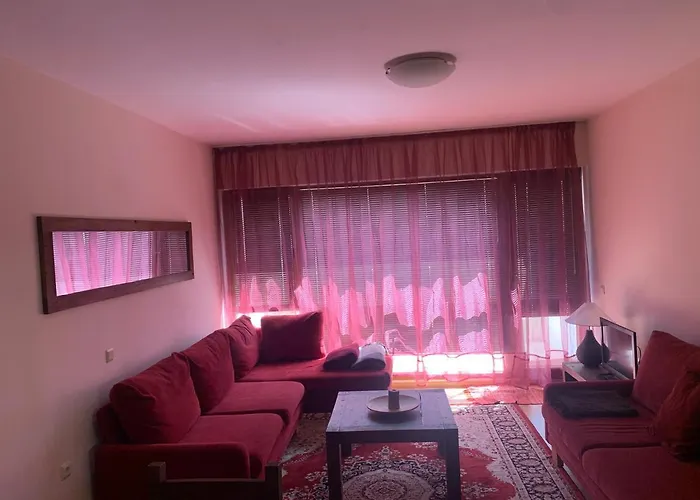 To Door Apartman Banszko