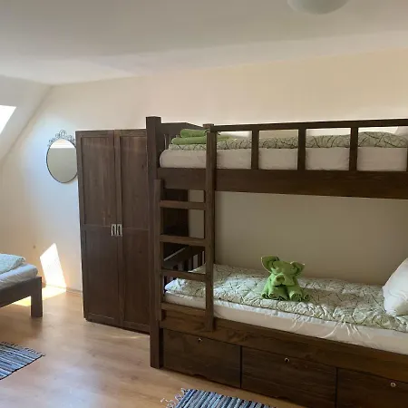 To Door Apartament *