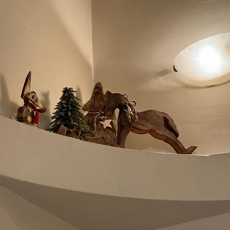 To Door Apartment *